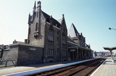 Veurne - SNCB K04354-016 (1).jpg